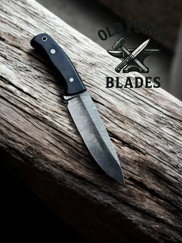 Damascus knife with black micarta handle