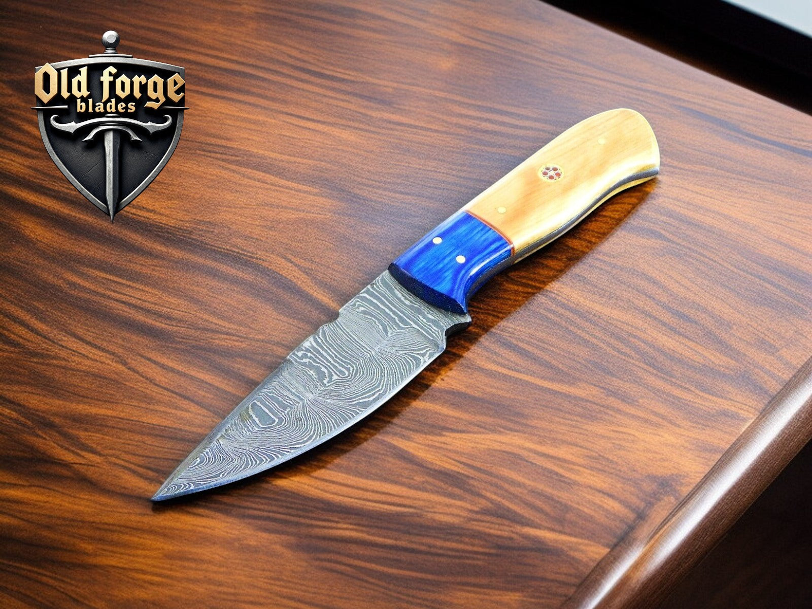 Handmade Damascus hunting knife with wooden handle and leather sheath