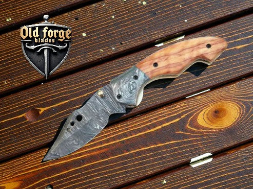 Handmade Damascus folding pocket knife with olive wood handle and liner lock