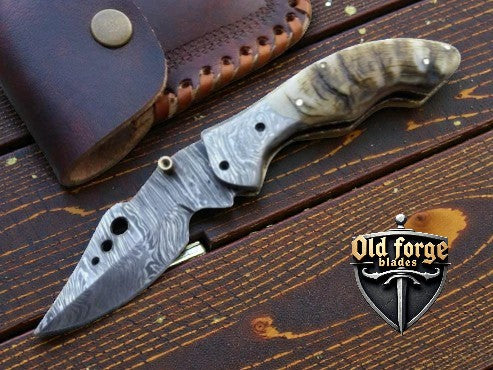 Premium sheep horn handle pocket knife with liner lock for camping