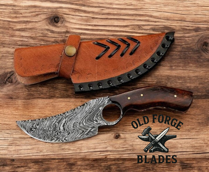 Damascus steel hunting knife with rosewood handle
