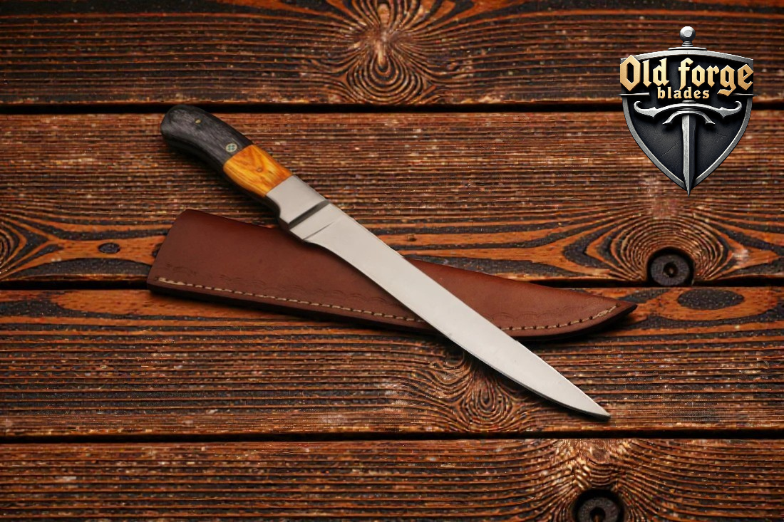 best fillet knife handmade Damascus steel blade with rosewood handle and leather sheath