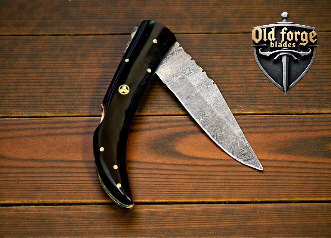 Top rated pocket knife handmade steel damascus blade with sheath