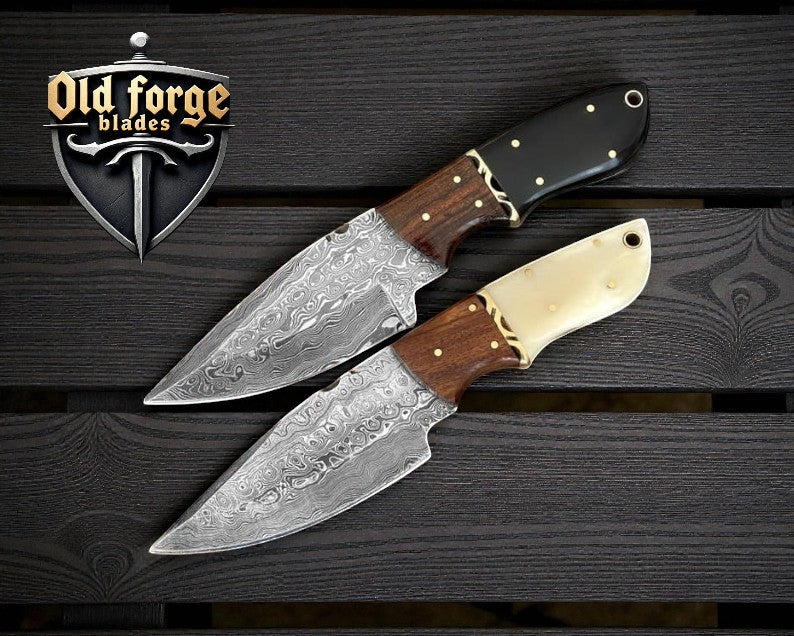 Custom handmade Damascus steel skinner hunting knife with leather sheath