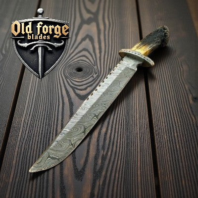 Handmade Damascus Bowie Knife in leather sheath – Good hunting knife set