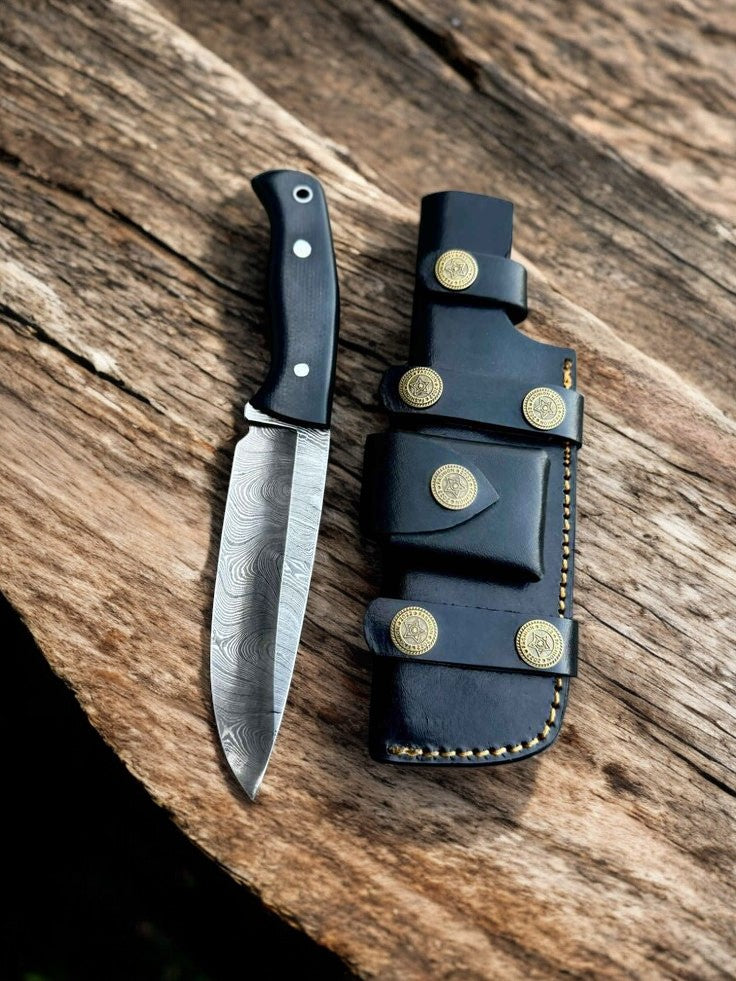 Handmade damascus knife with leather sheath