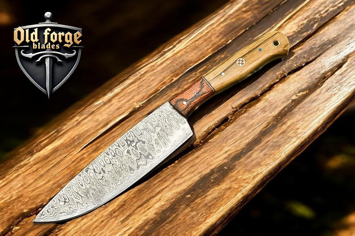 Premium Damascus steel chef knife featuring a 7-inch blade and ergonomic wooden handle