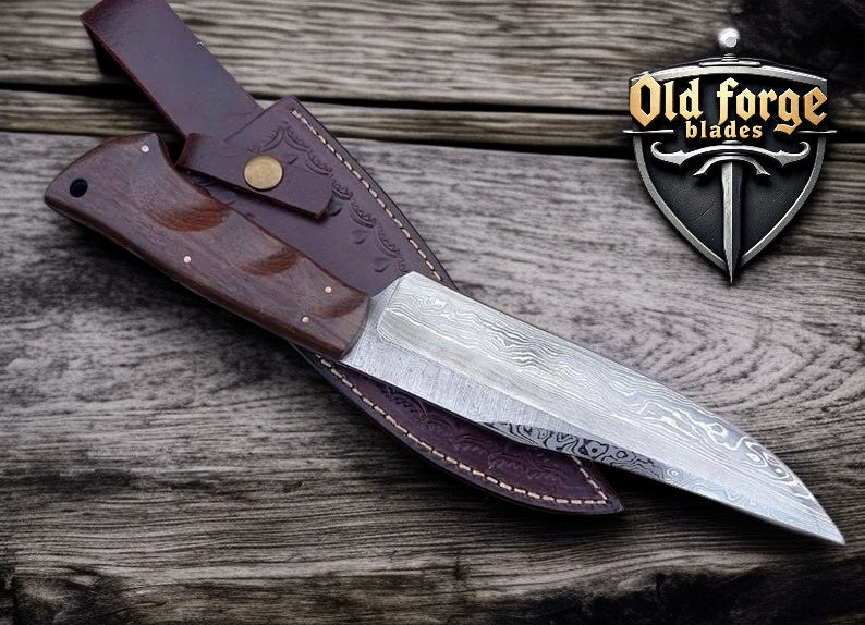 Hunting knife with 8-inch Damascus steel blade