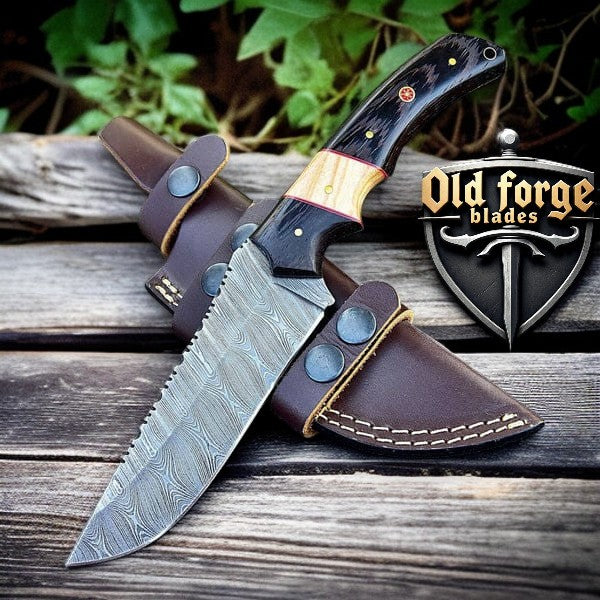 Hunters Knife Set with Damascus Steel Blade and Exotic Wood Handle