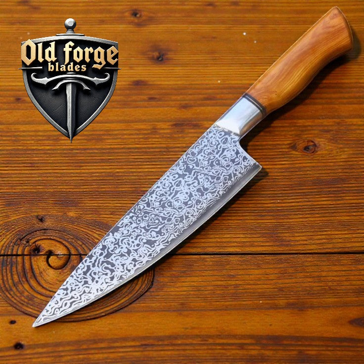 Handmade Damascus steel chef knife with 8 inch blade and Red Padauk wood handle