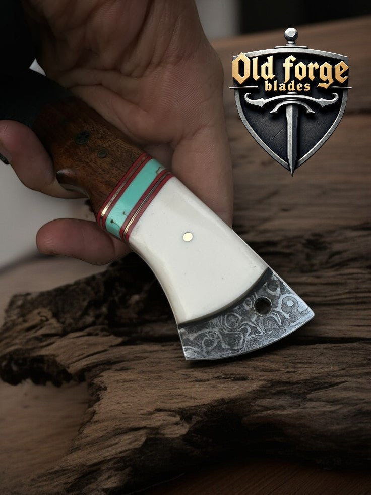 Ergonomic handle hunting knife with mixed materials