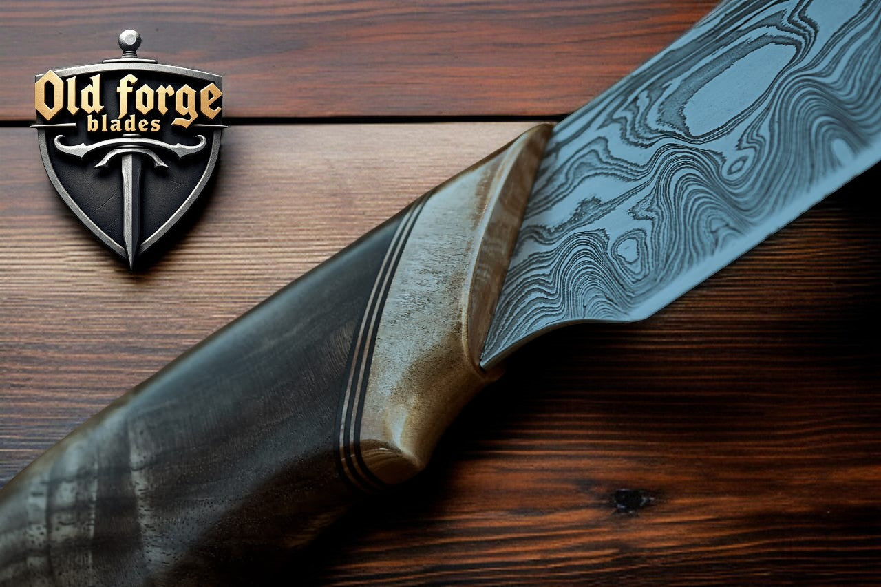 Turkish walnut and bronze wood handle on premium hunting knife