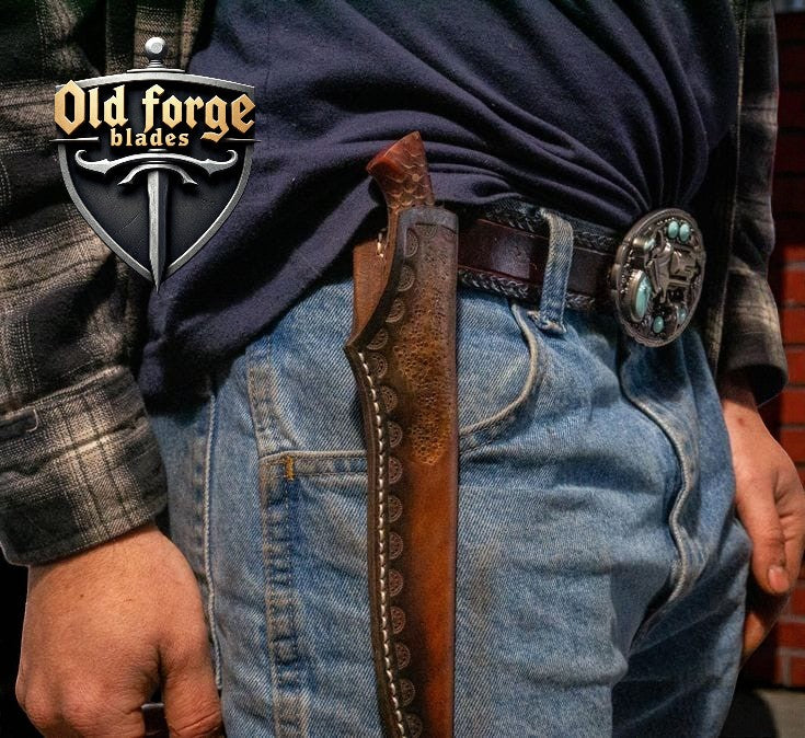 Person wearing a belt with a leather sheath 