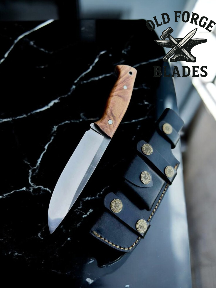 Premium demascus knife rosewood handle for hunting