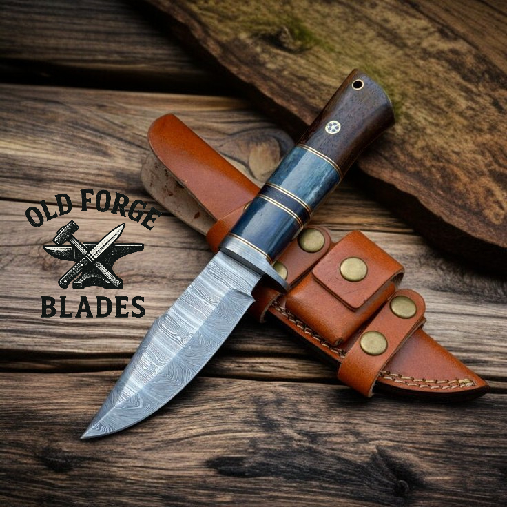Damascus Steel Knife Hunting with wood & bone handle in leather sheath
